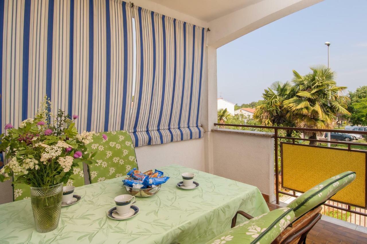 Apartment Nives *